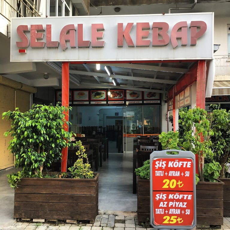 Şelale Kebap köfte piyaz