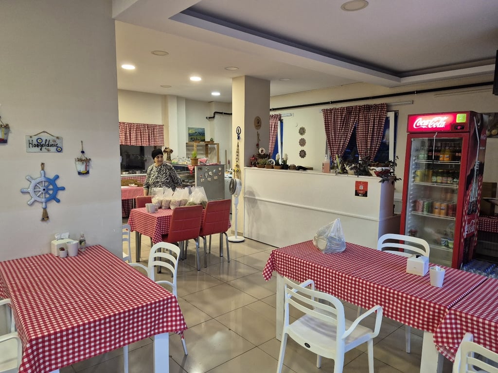 Kirazz Cafe Ve Ev Yemekleri
