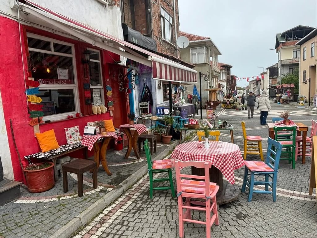 Kırmızı Kapı