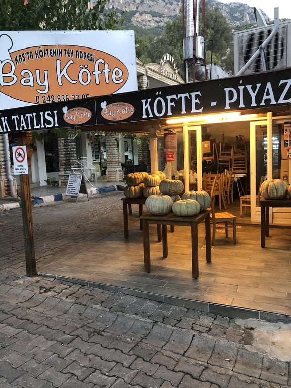 Bay Köfte