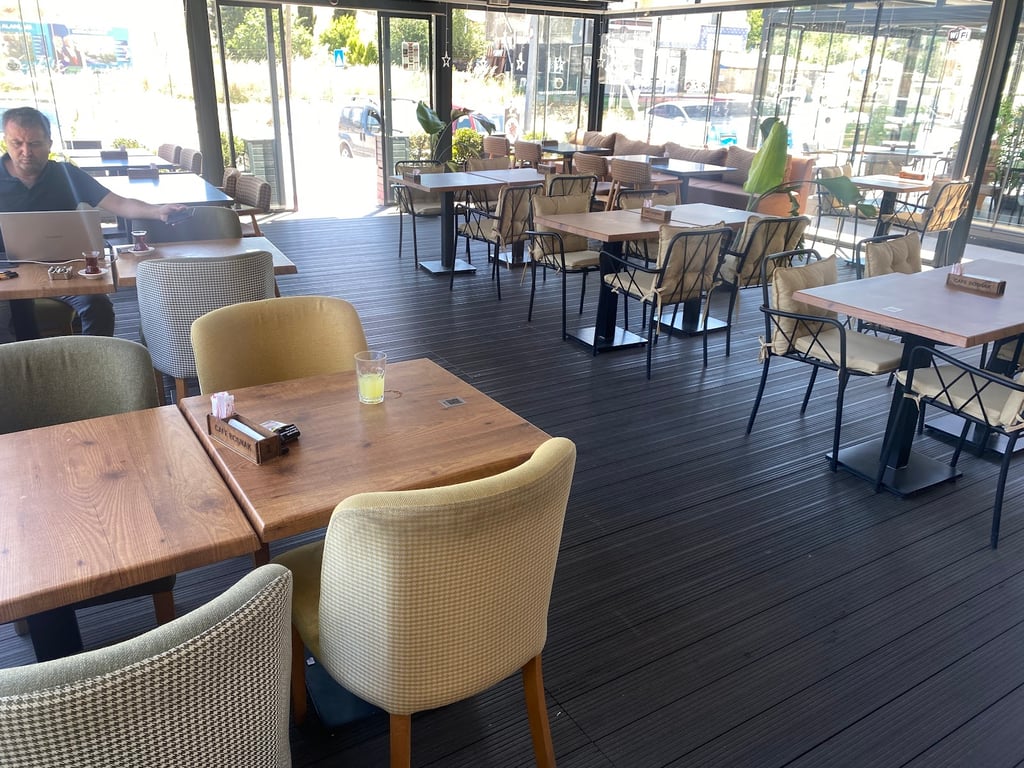 Boşnak Börekçi Pastane Cafe Kirazpınar