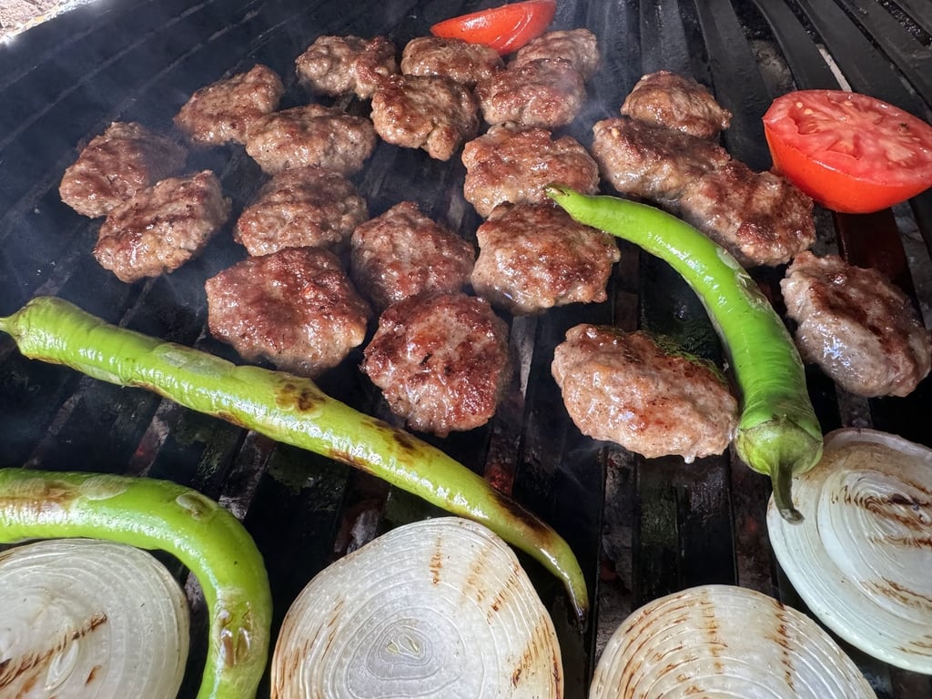 Çavdar Kardeşler Piliç Çevirme (Meşe Ateşinde)