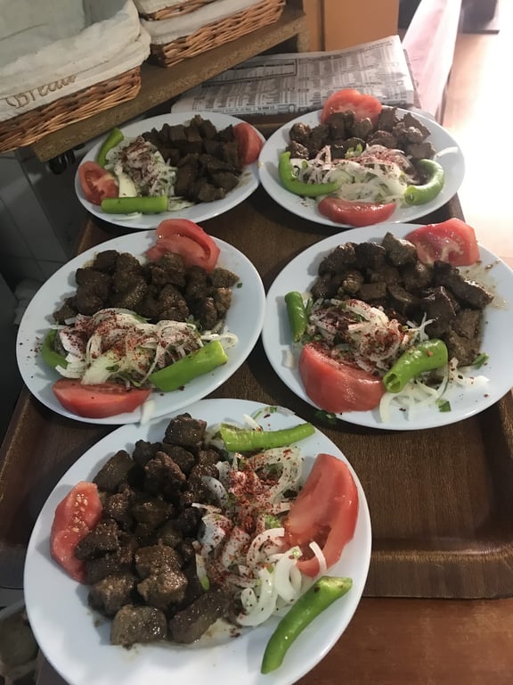 Mecidiyeköy Meyhanesi
