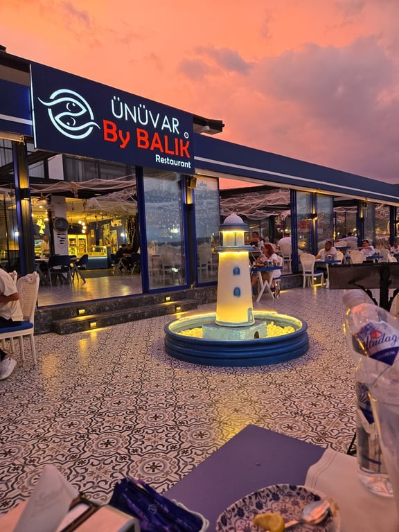 ÜNÜVAR BY BALIK