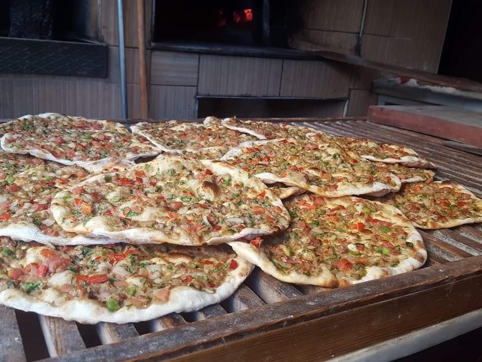 Alo Lahmacun Pide & Kebap Salonu