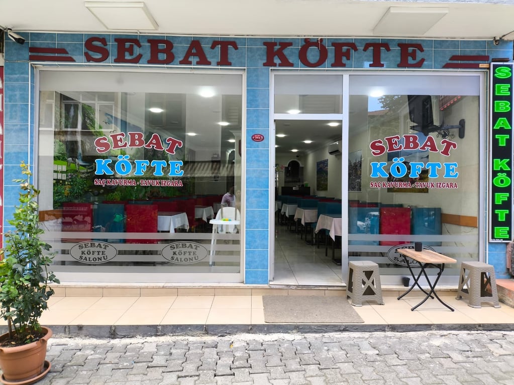 Sebat Köfte