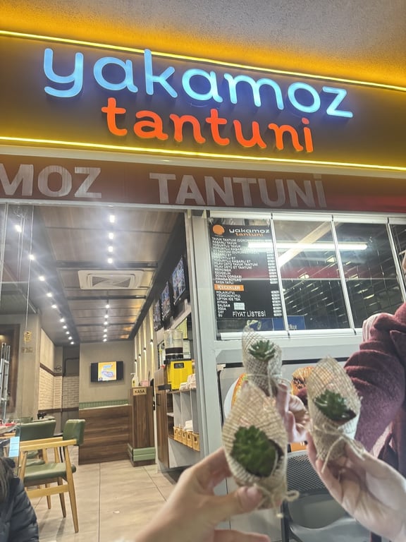 Yakamoz Tantuni Başiskele