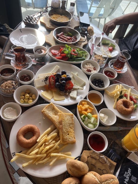 The Hunger Kıyı İstanbul