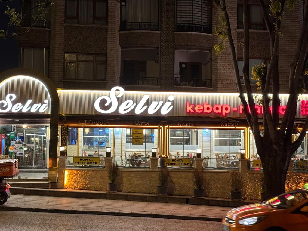 Selvi Kebap Mangal