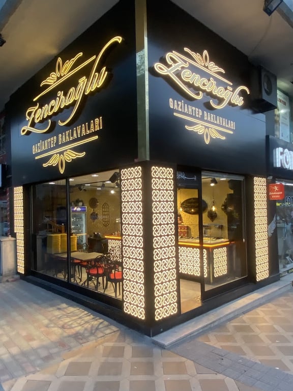 Zenciroğlu Gaziantep Baklavaları