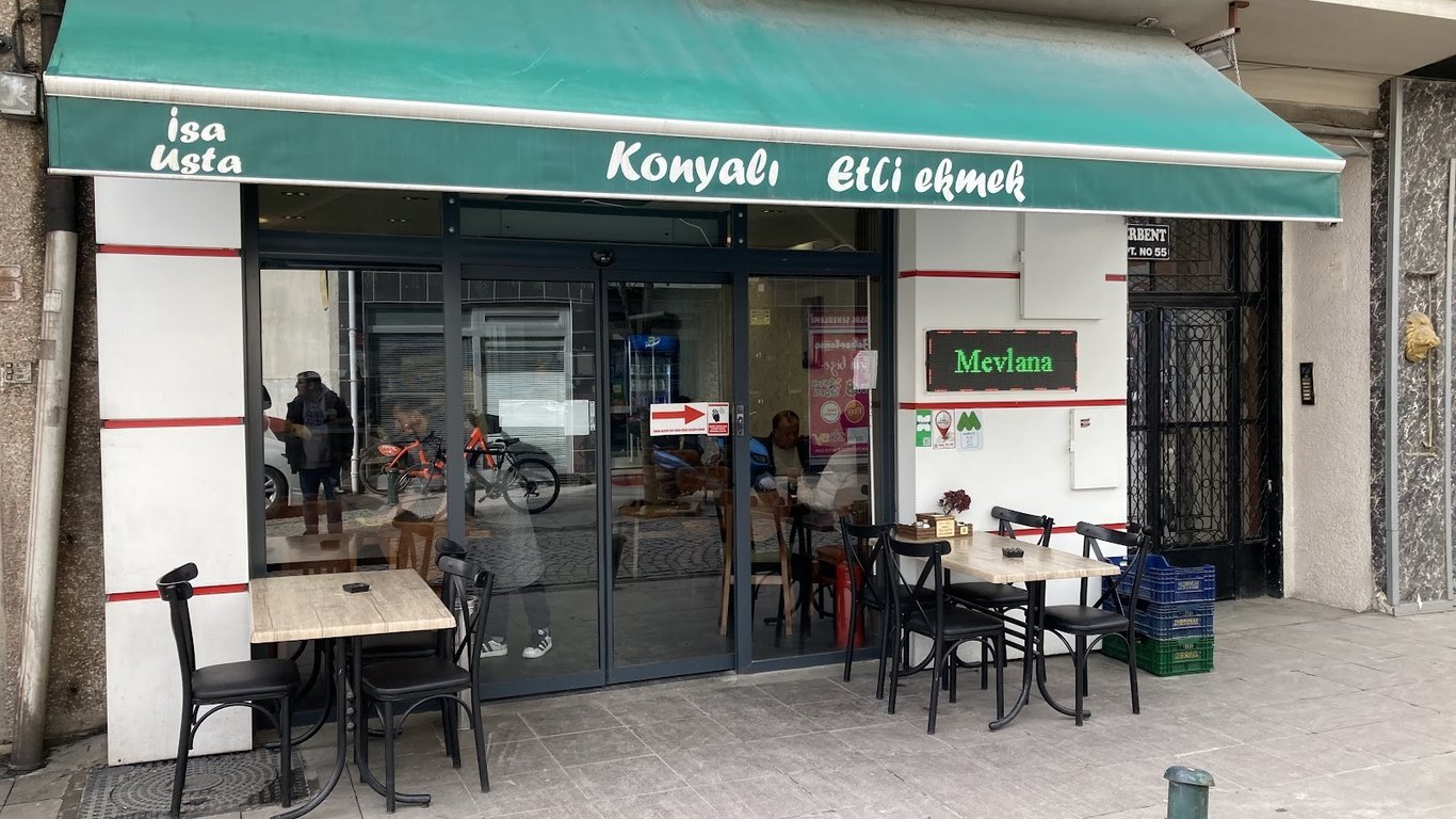 İsa Usta Konyalı Etli Ekmek