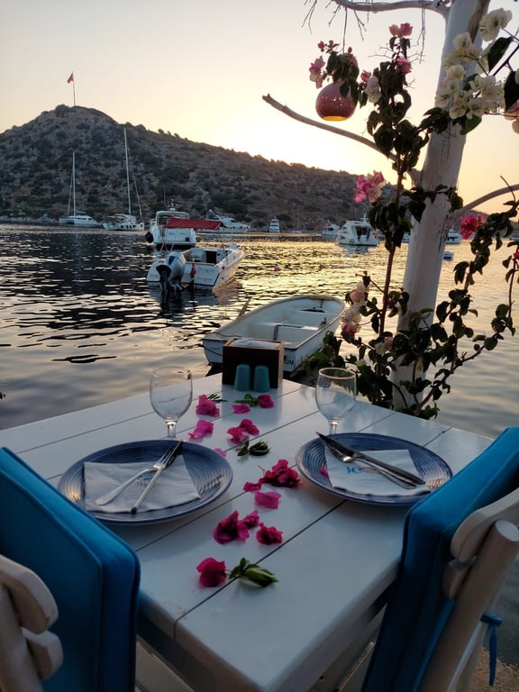 Karafaki Erhan Usta Gümüşlük Balık Restoranı