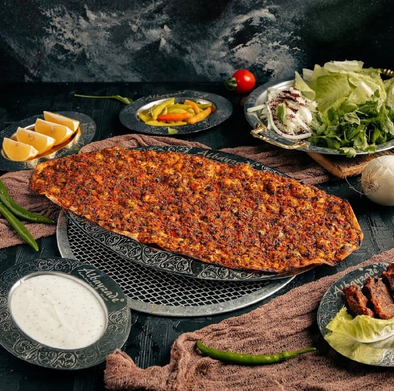 Albayzade Lahmacun