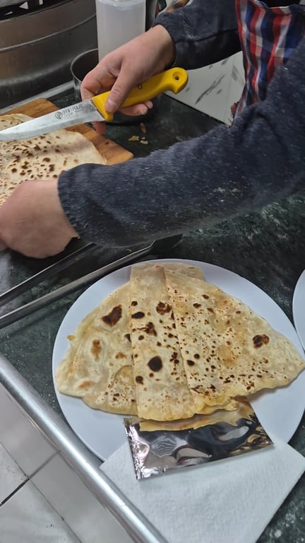 Çınaraltı Kahvaltı Ve Gözleme Salonu