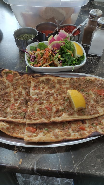 Uğurlu 2 Lokantası - Ereğli Etli Ekmek