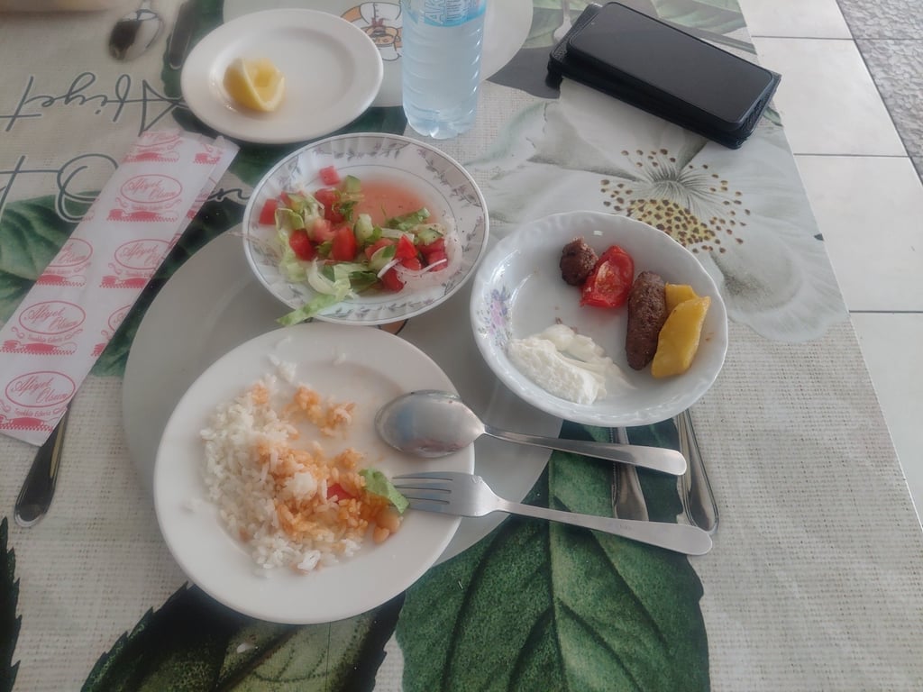 Bizim Lokanta