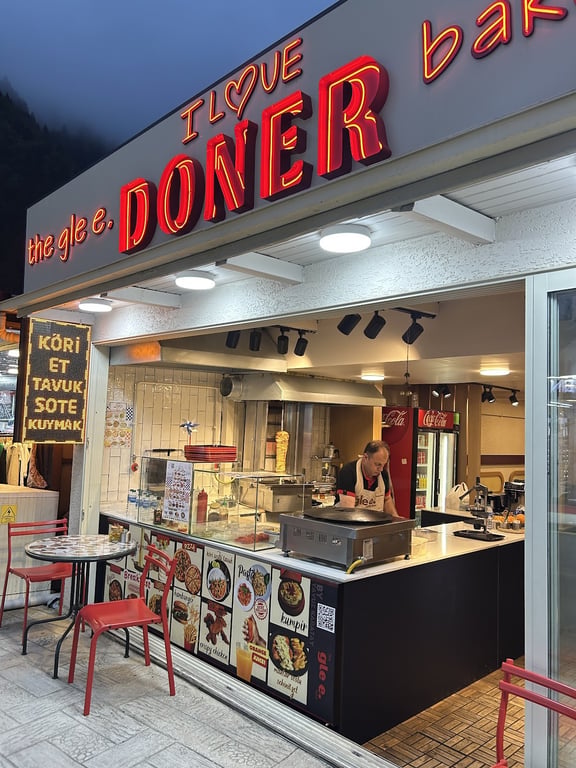 The Gle e. Doner