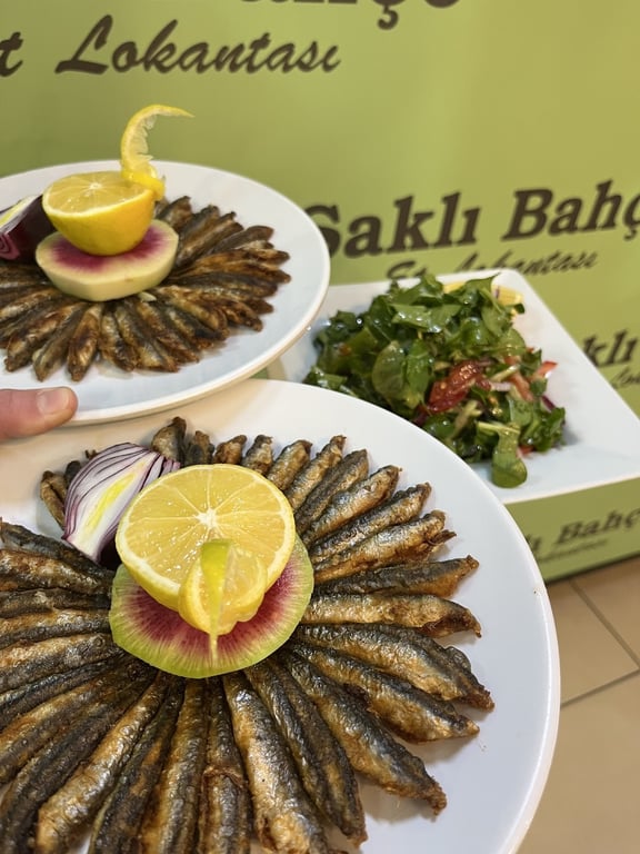 Saklı Bahçe Et Lokantası