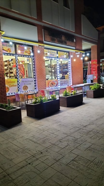 Nefis Döner Ev Yemekleri