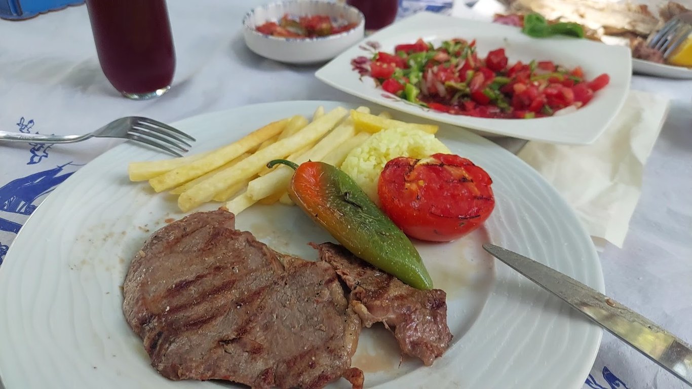 Ustaoğlu Çiftliği