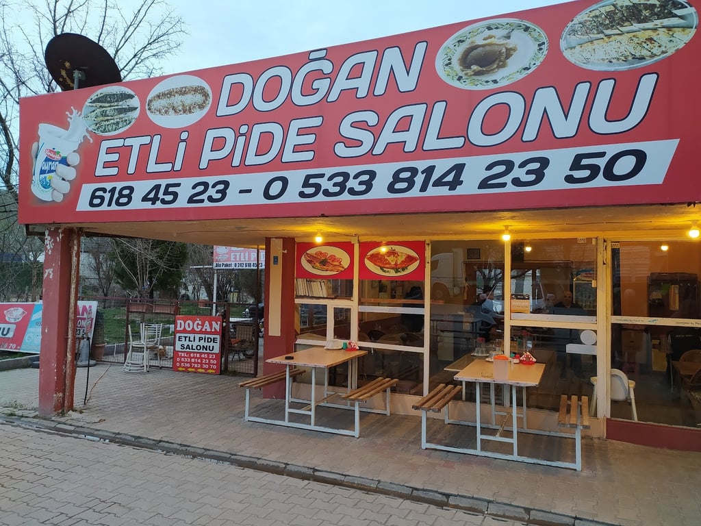 Doğan Etli Pide Salonu