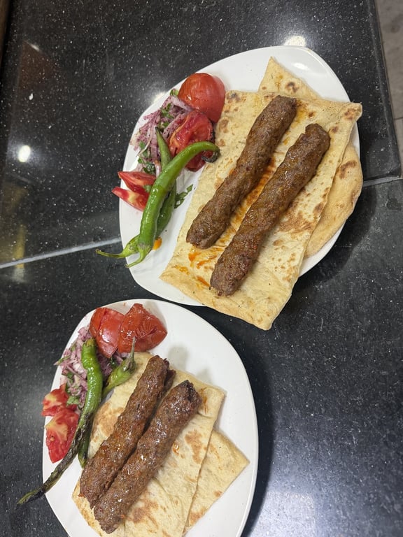 Ata Etliekmek-Lahmacun-İzgara