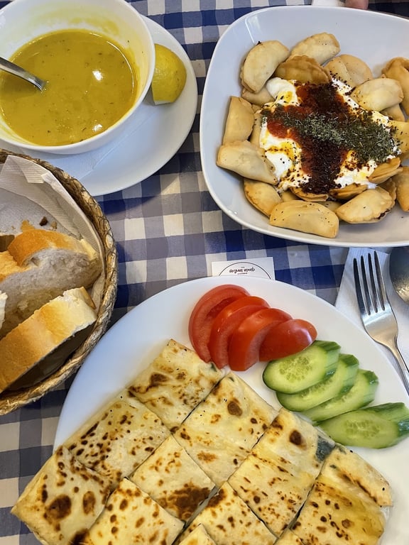 1932 Cihangir Doyum Mantı