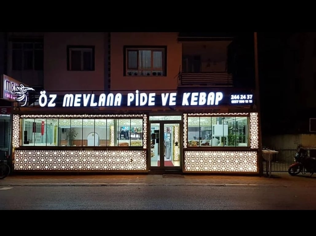 Öz Mevlana Pide Ve Kebap Salonu (Etimesgut)