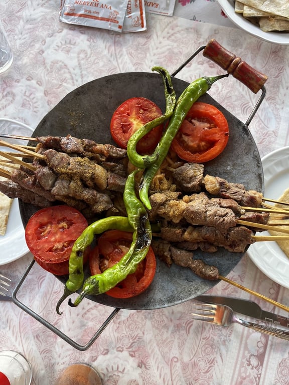Kadir Usta Meryem Ana Çöp Şiş