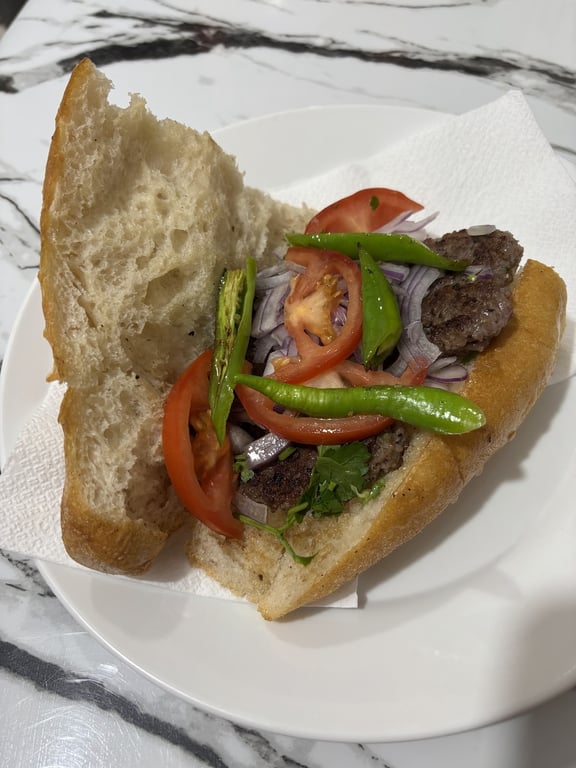 Hal Köftecisi Mahmut Usta