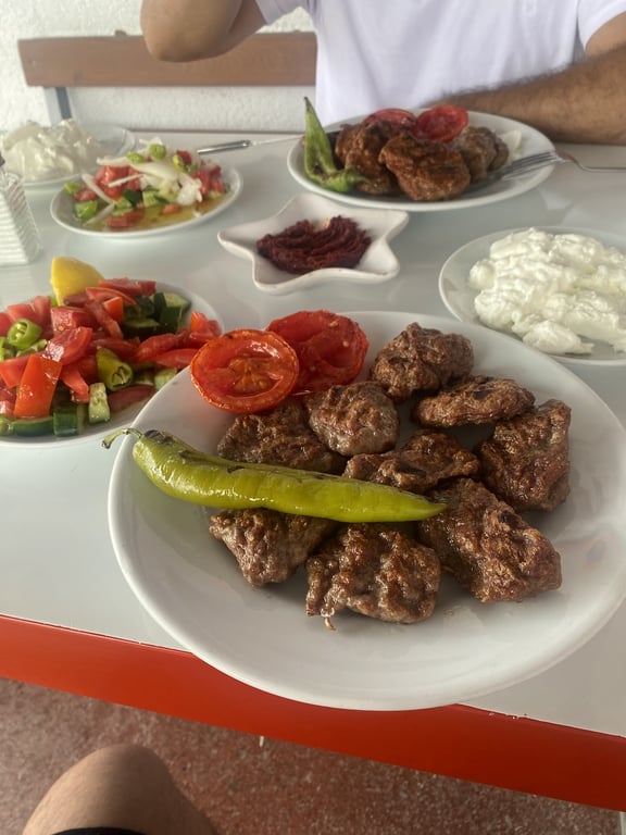 Mahmut İnegöl Köfte