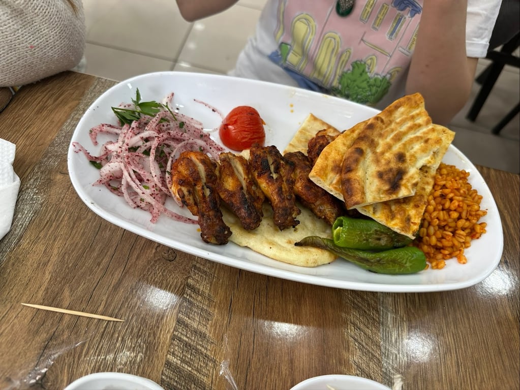 Balat Lahmacun ve Kebap Salonu