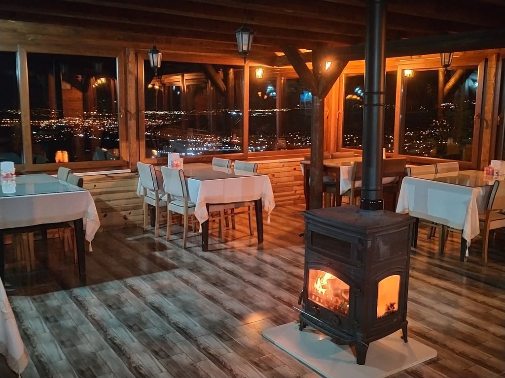 TAŞBURUN ALABALIK RESTAURANT