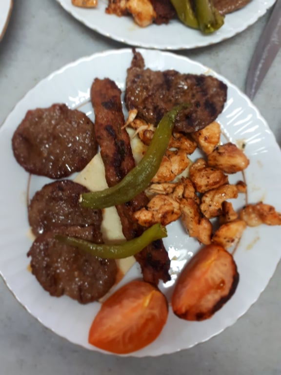 Hatıpoğlu Pide Kebap Salonu