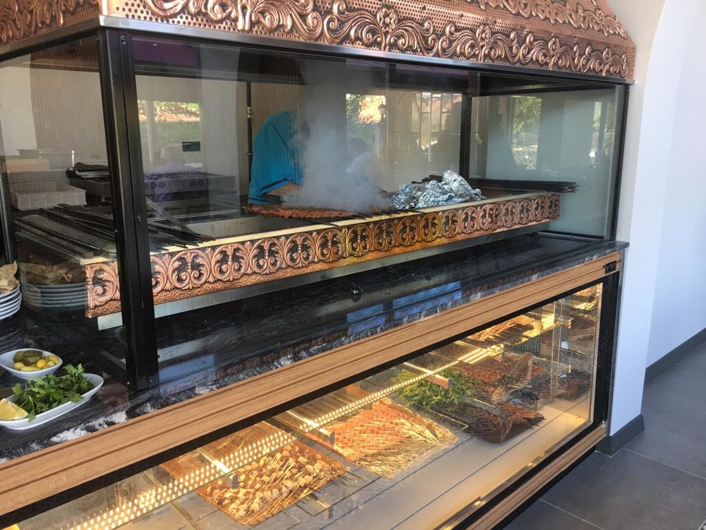 Kılıçarslan Etliekmek Kebap Künefe