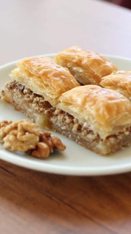 Bahadırlıoğlu Baklava Börek