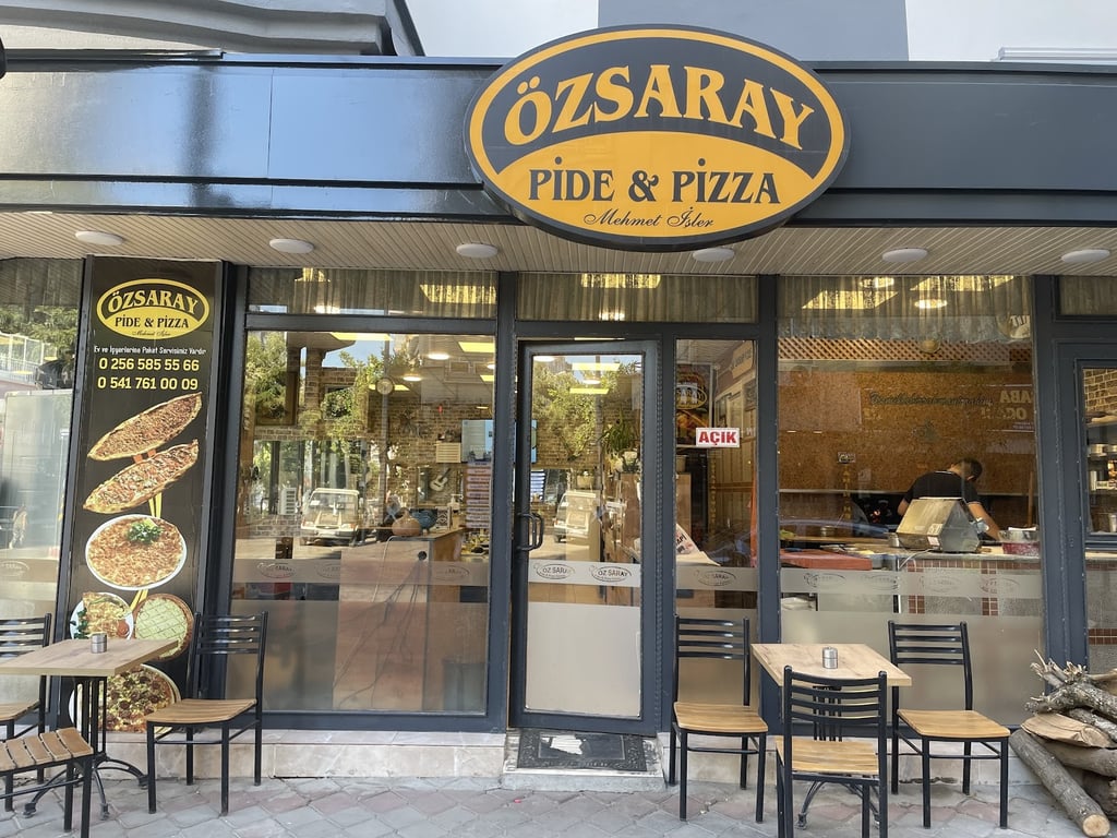 Özsaray Pide Lahmacun İncirliova aile işletmecisi