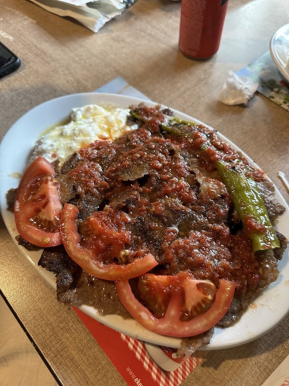 Ömür Usta İskender Salonu