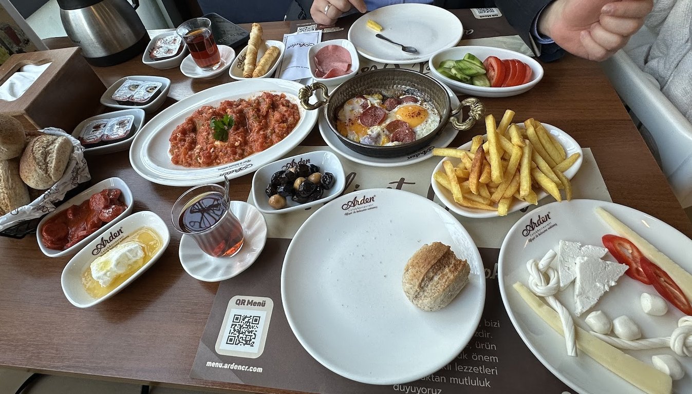 Arden Cafe & Restaurant -Esenevler