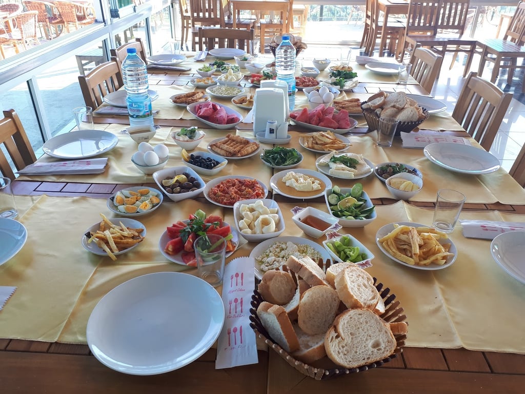 Kiraz Hisar Tepe Cafe & Restorant
