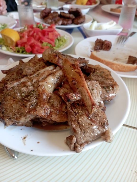 Yeni Sölöz Et Lokantası — photo 2