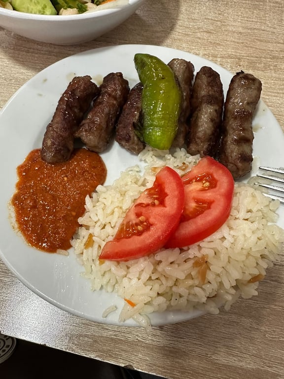 Bizim Köfte