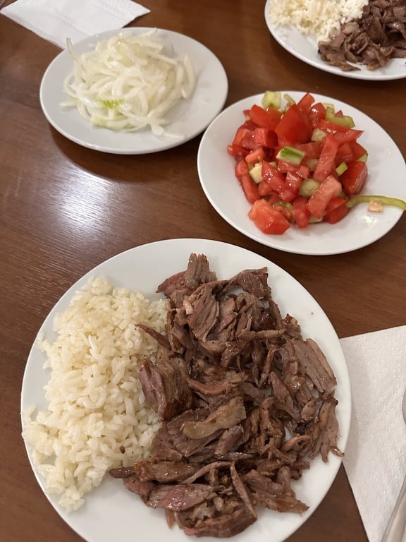 Nazım Usta Döner Salonu