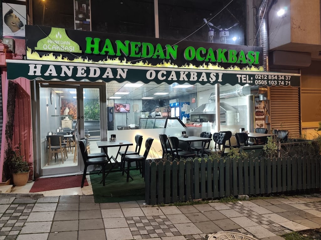 Hanedan ocakbaşı ciğer kebap salonu
