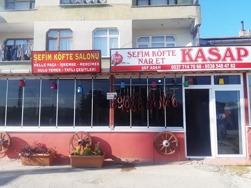 Şefim Köfte Salonu & Nar Et Kasap — Foto 1