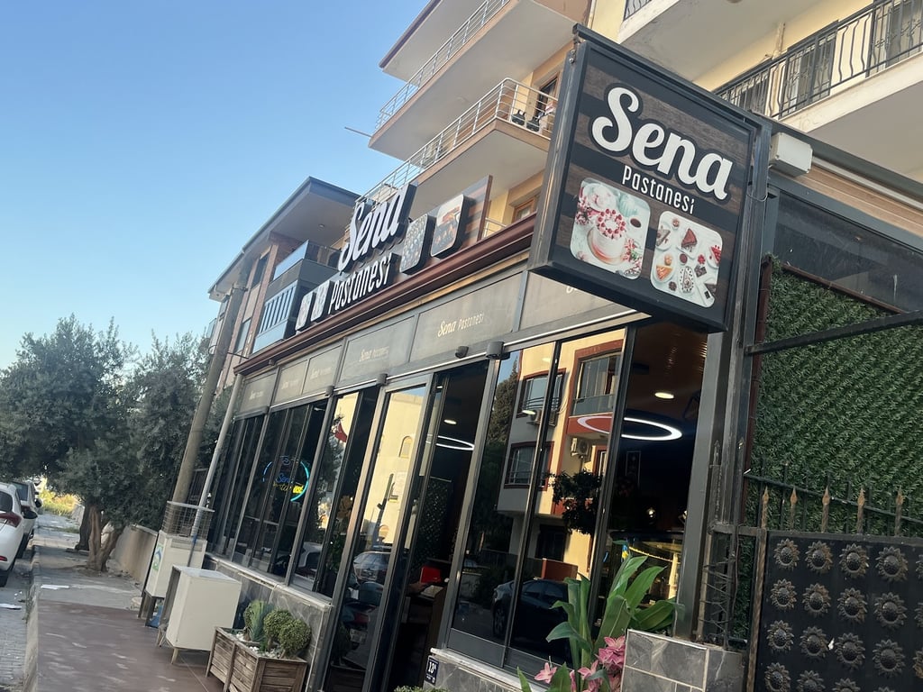 Sena Pastanesi