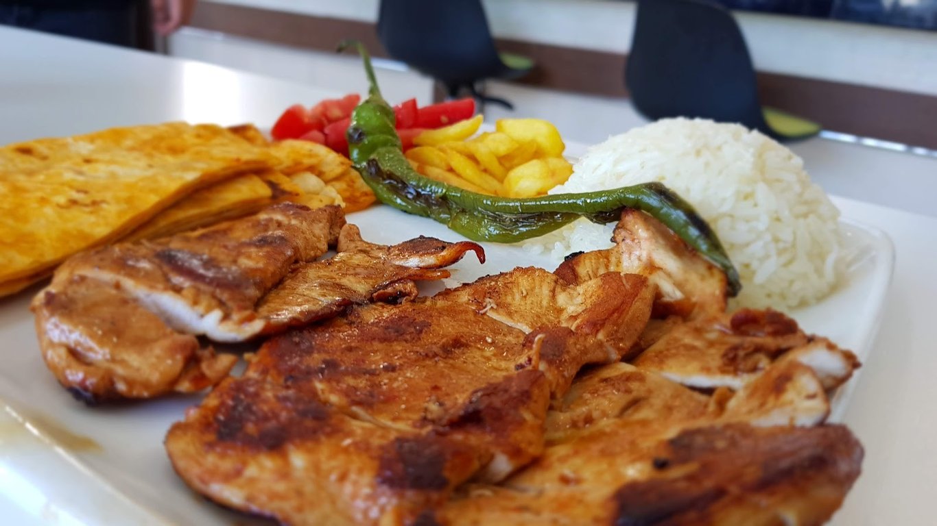Meşhur Gurme Pilavci — fotoğraf 1