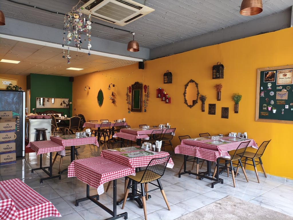 Berry Kitchen