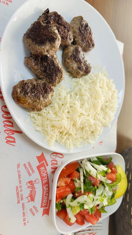 Can Baba Köfte Şiş