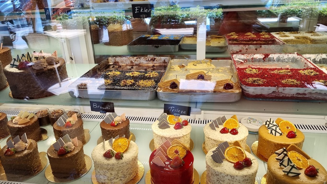 Şefler & Cafe Pastane